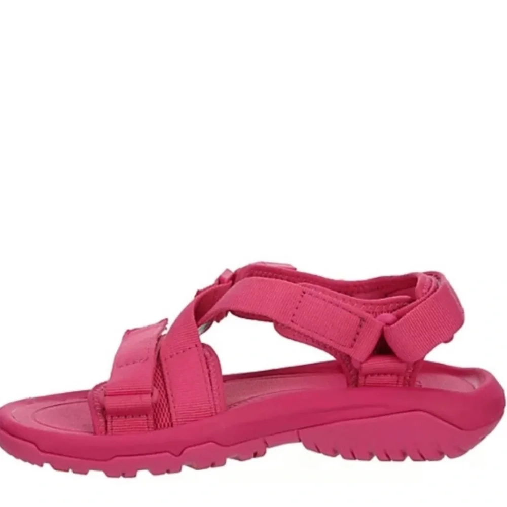 🔖 TEVA Women’s Hurricane Verge Outdoor Sandal - Pink Fuchsia